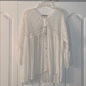 See And Be Seen - Off White Flowy Blouse